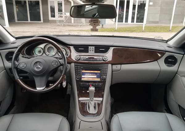 Mercedes-Benz CLS cena 53900 przebieg: 188300, rok produkcji 2010 z Działoszyn małe 254